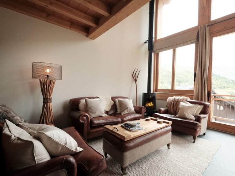 Ferienhaus Caseblanche Carcosa mit Holzofen und Sauna