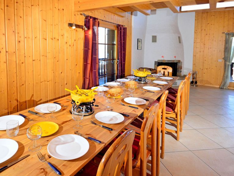 Ferienhaus Les Etoiles mit Sauna und Außenwhirlpool