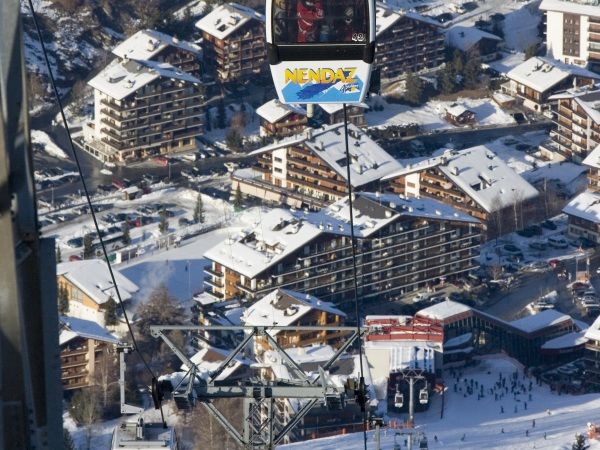 Skidorf Stimmungsvolles Skidorf im Herzen von Les Quatre Vallées-1