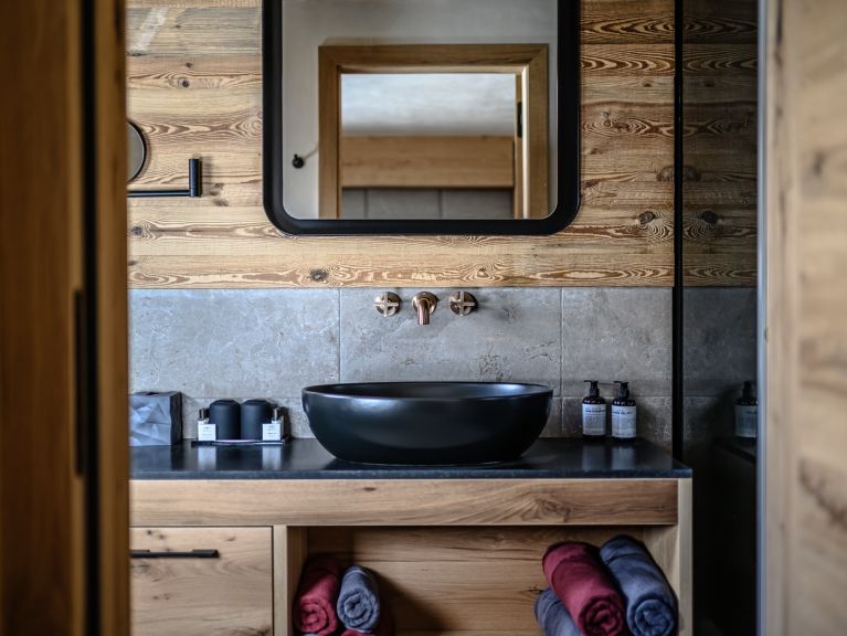 Ferienwohnung The Peak Black Stone Chalet