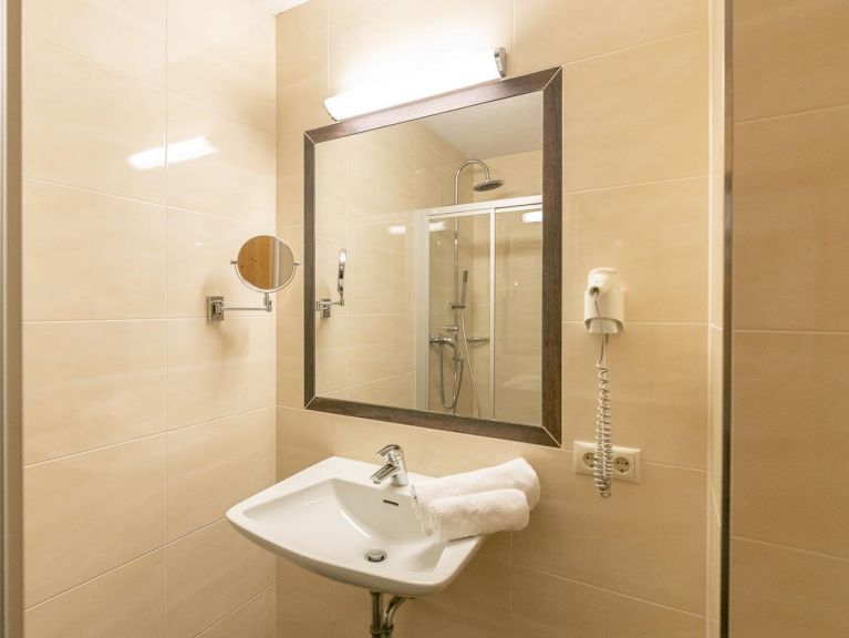 Ferienwohnung Fügenerhof max. 2 Erwachsene und 2 Kinder (bis 16 Jahre)