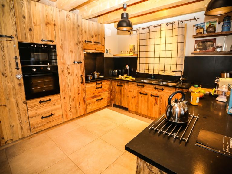Ferienhaus le Mas des Neiges mit Whirlpool und Hammam