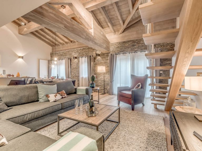 Ferienwohnung Eagle Lodge mit Whirlpool