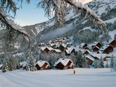 Authentisches Skidorf Chalets