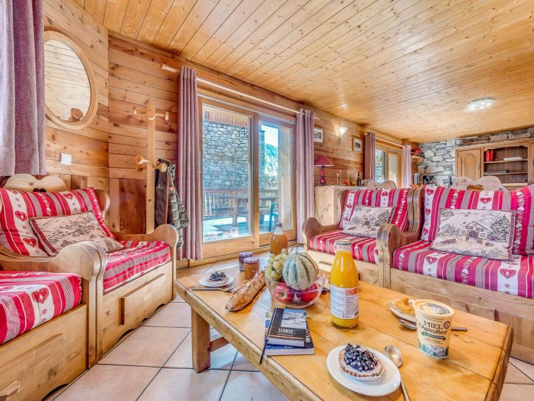 Ferienwohnung Gypaete mit Außenwhirlpool