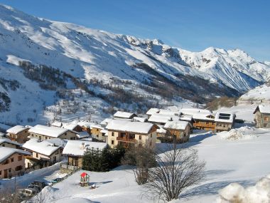 Skidorf Le Levassaix (bei Les Menuires)