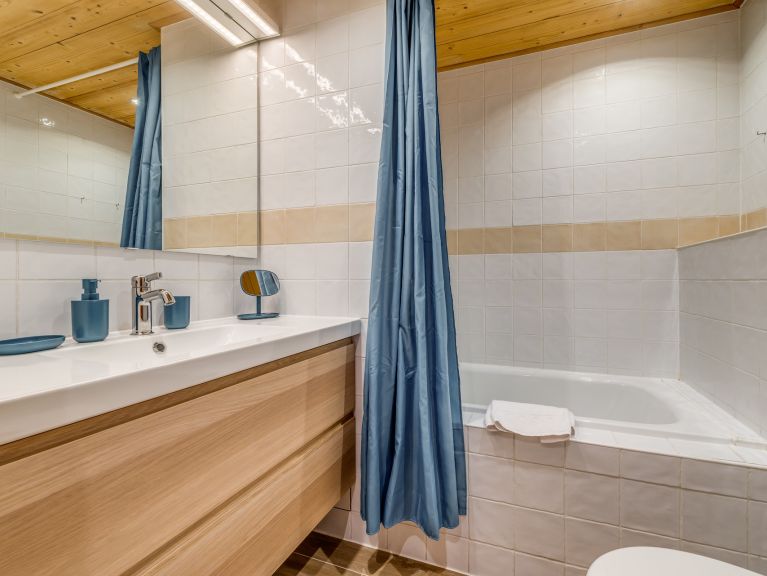 Ferienhaus Zanskar mit Außenwhirlpool