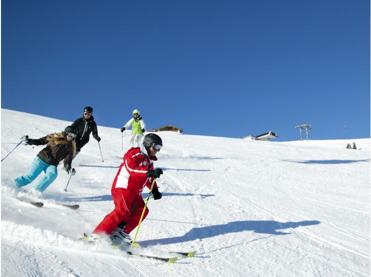 Skidorf Gemütliches Skidorf für Skifahrer aller Niveaus mit Après-Ski-1