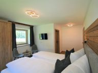 Ferienwohnung Geislerhof Kombination von zwei Wohnungen-11