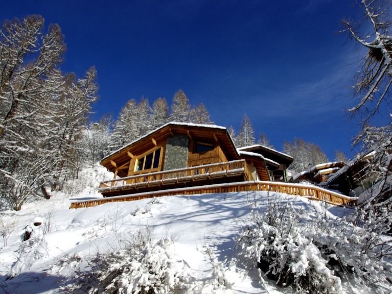 Ferienhaus Zanskar mit Außenwhirlpool