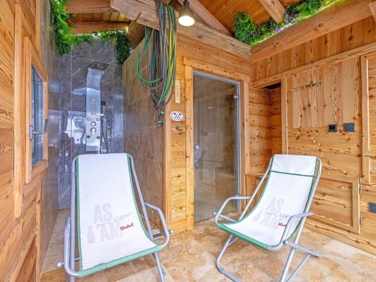 Ferienhaus Villaroger mit Außenwhirlpool und Infrarotsauna
