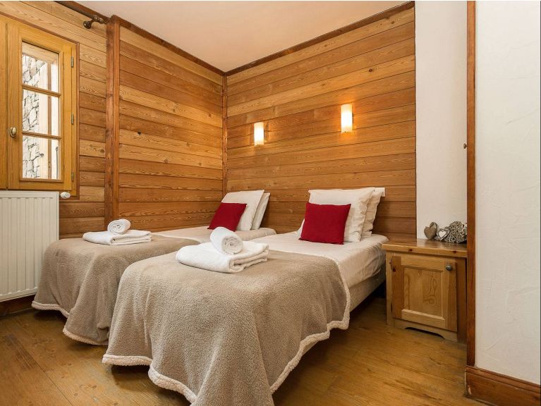 Ferienhaus de L'Altiport Typ DGA u.a. Anika