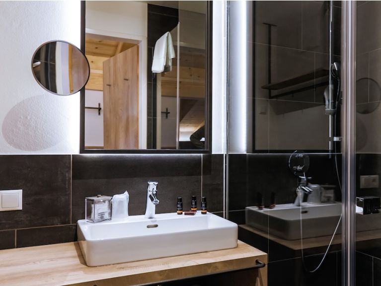 Ferienwohnung 24 by Avenida Penthouse mit 3 Schlafzimmern, Sauna + Schwimmbad im Freien