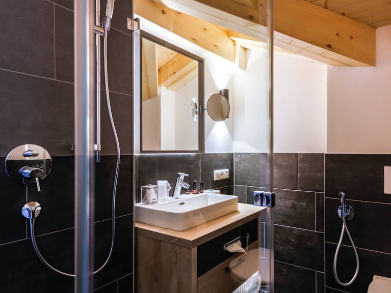 Ferienwohnung 24 by Avenida Penthouse mit 3 Schlafzimmern, Sauna + Schwimmbad im Freien