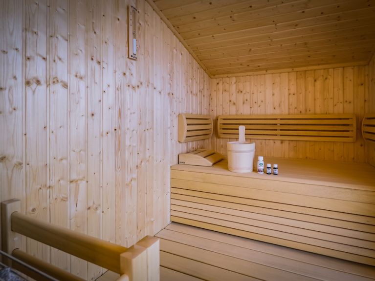 Ferienwohnung 24 by Avenida Penthouse mit 3 Schlafzimmern, Sauna + Schwimmbad im Freien