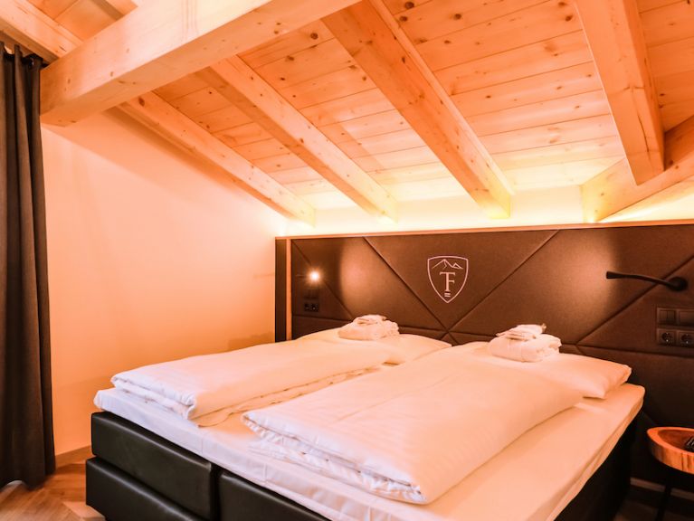 Ferienwohnung 24 by Avenida Penthouse mit 3 Schlafzimmern, Sauna + Schwimmbad im Freien