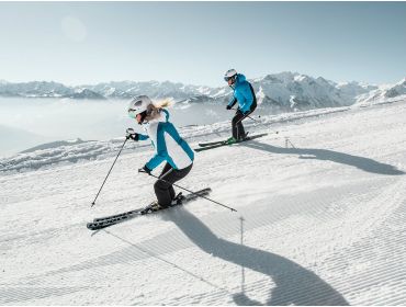 Skidorf An einem Bergsee gelegen mit verschiedenen Après-Ski-Möglichkeiten-7