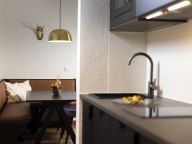 Ferienwohnung Goldried im Nebengebäude Goldried Park-9