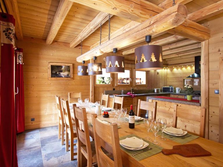 Ferienhaus Le Loup Lodge mit privat Schwimmbad und Sauna