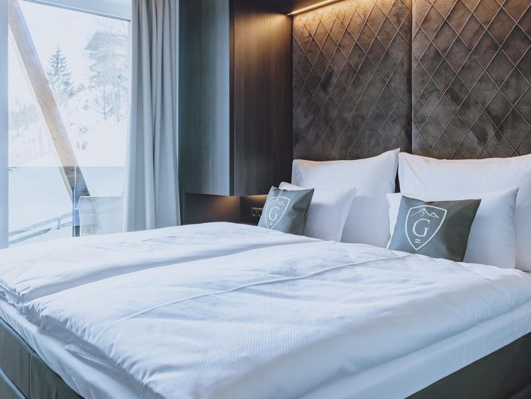 Ferienwohnung Glemm by Avenida Penthouse XL mit Bergblick, eigener Sauna, Infrarotkabine und Whirlpool