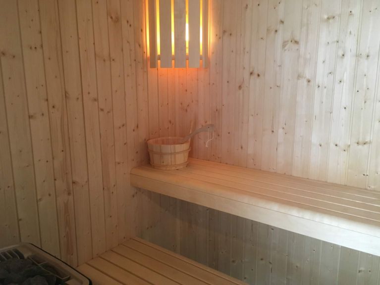 Ferienhaus Caseblanche Allium mit Kamin, Sauna und Whirlpool