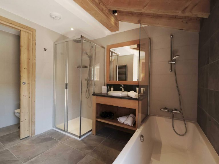 Ferienhaus Caseblanche Allium mit Kamin, Sauna und Whirlpool