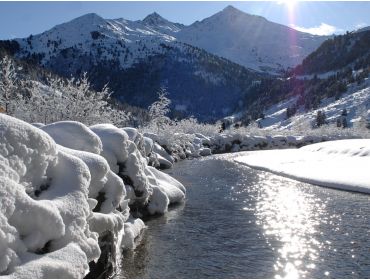 Skidorf Skidorf zwischen Skilifts und Pisten-11