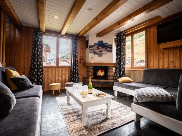 Ferienhaus Lacuzon mit eigener Sauna und Außenwhirlpool