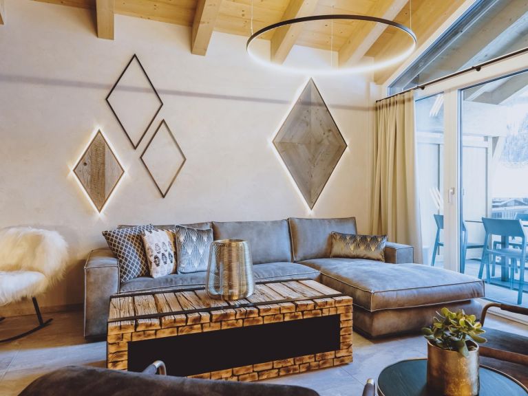 Ferienwohnung Glemm by Avenida Penthouse mit Bergblick, eigener Sauna und Whirlpool