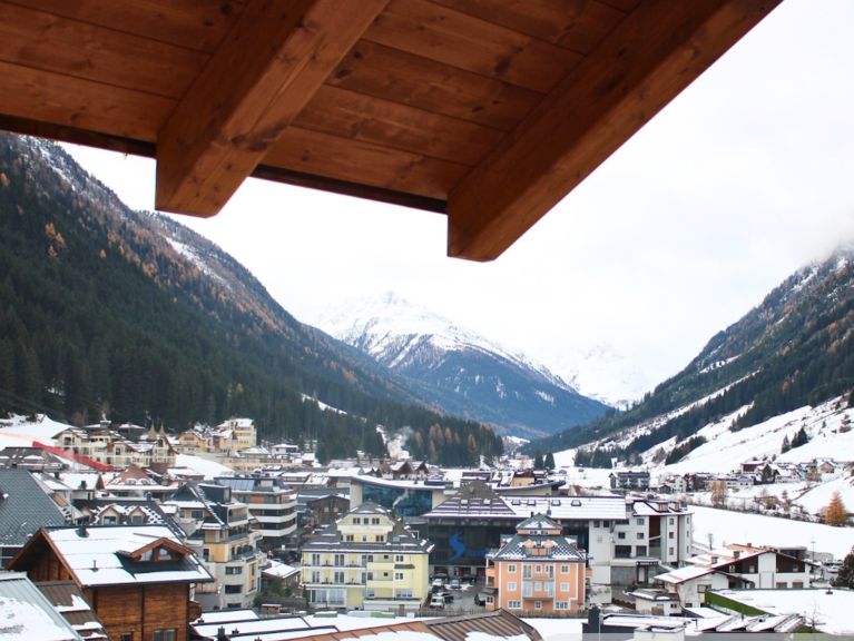 Ferienwohnung Alpenperle mit Balkon