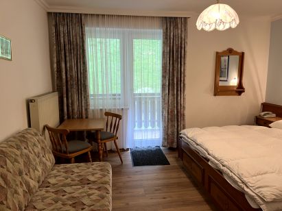 Pension Haus Riedlsperger 3-Bett-Zimmer, inklusive Frühstück-2