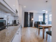 Ferienwohnung FP mit Frontbalkon-10