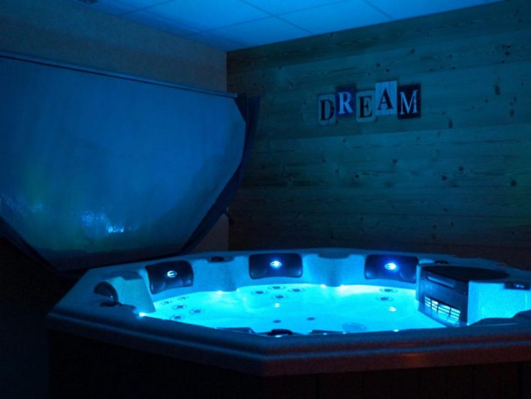 Ferienhaus Lacuzon mit eigener Sauna und Whirlpool