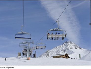 Skidorf Beliebter Skiort mit großem Skigebiet und lebhaftem Après-Ski-8